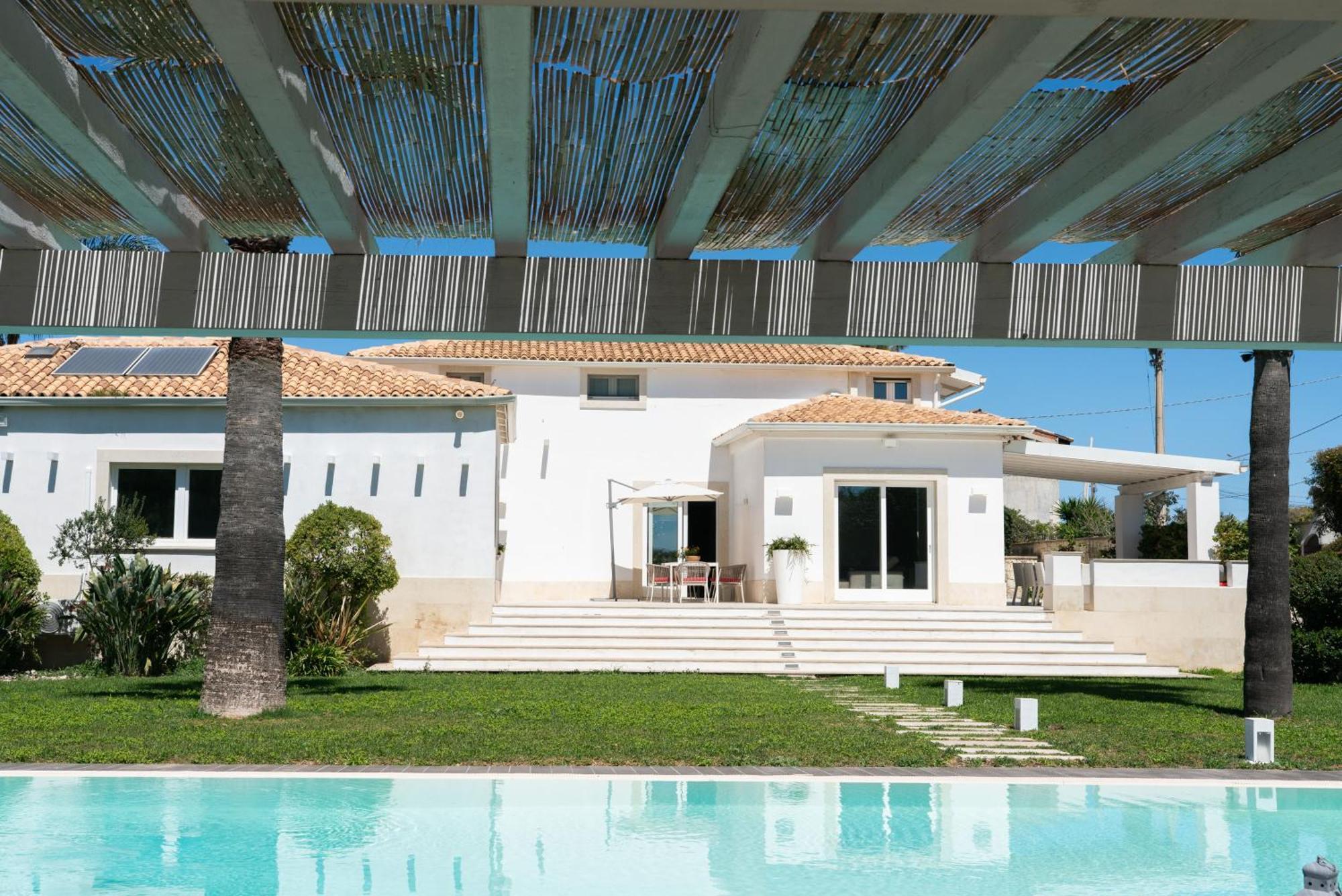 Villa Elena By Ortigia Apartments Fanusa Buitenkant foto